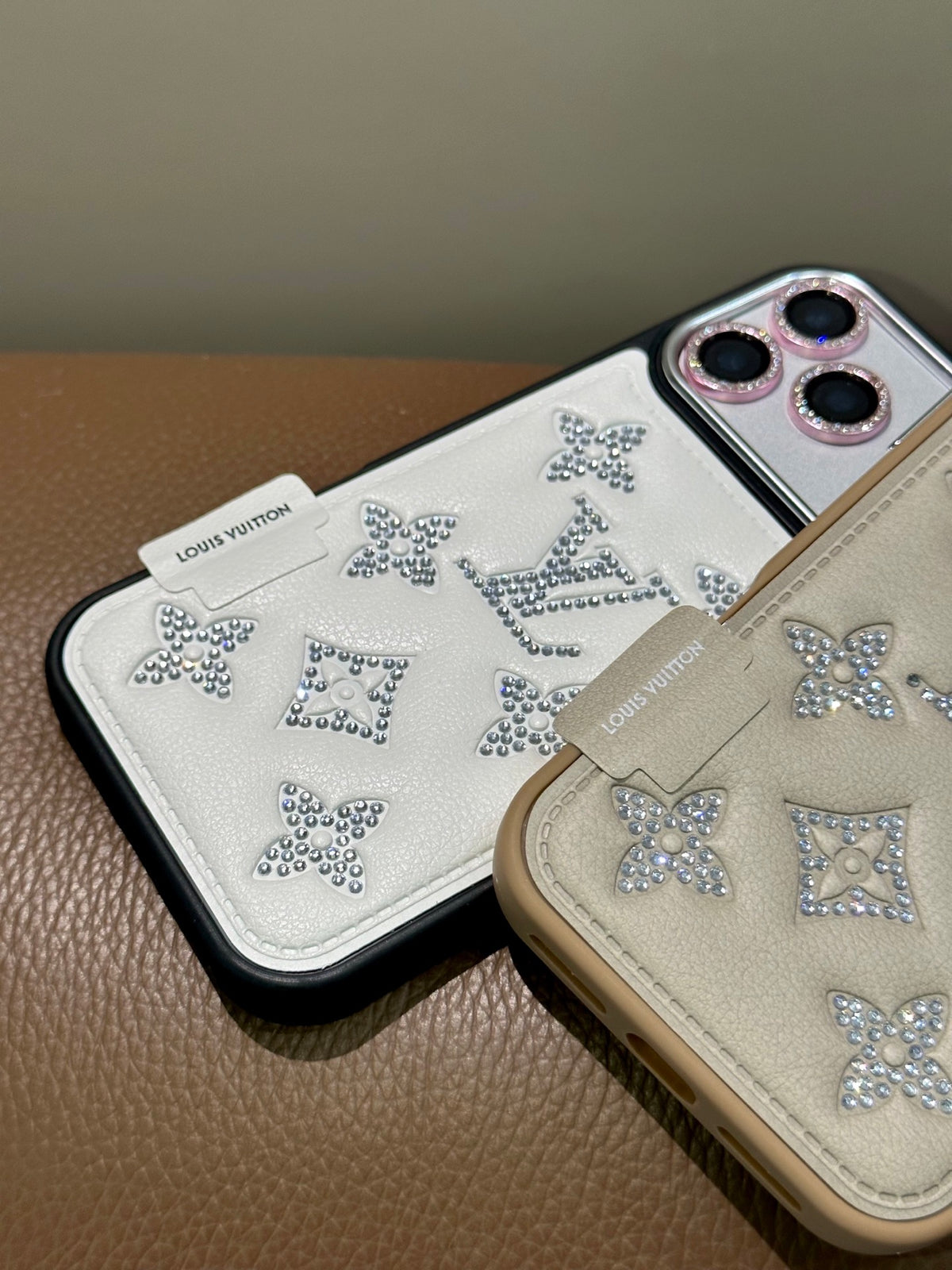 Fashion Aesthetic Shock Absorbing Protective Phone Case L*V Series、Fashion Phone Case