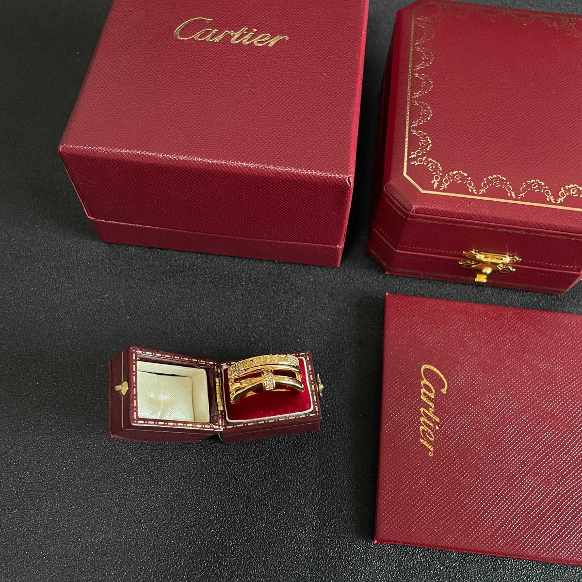 Premium Edition Ring ,Rings Collection、Cart*er Series、𝐑𝐢𝐧𝐠𝐬（𝐇）