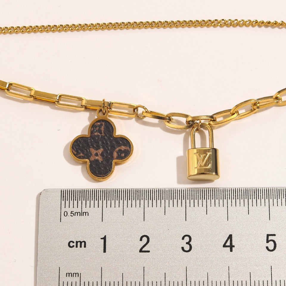 304 Stainless Steel Padlock & Black Flower Charm Bracelet
