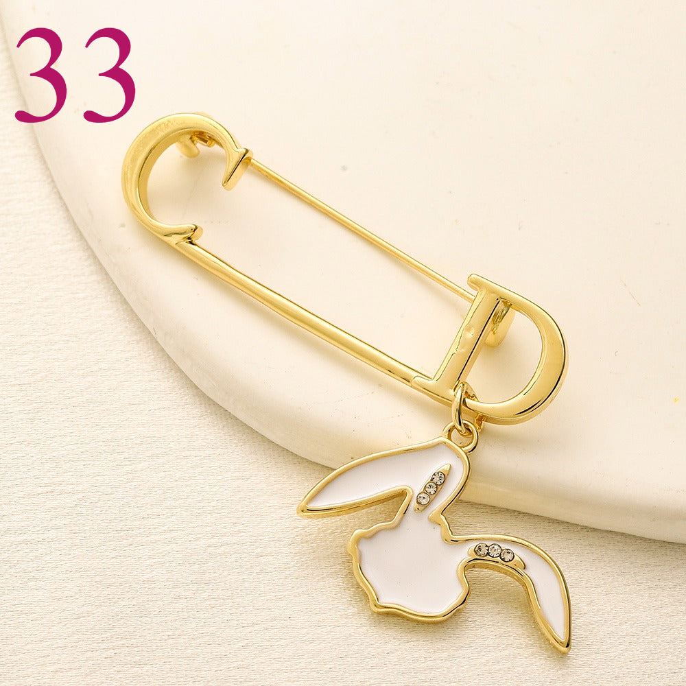 Fashion Brooch Collection,Brooches Collection、GU*CI Series、L*V Series、D*or Series、Y*L Series