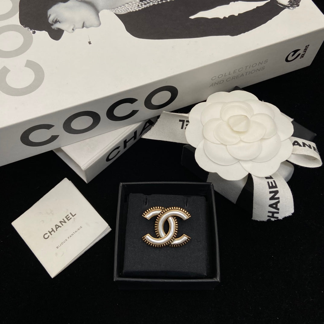 Premium Edition Brooch、Brooches Collection、CH*NEL Series、𝐁𝐫𝐨𝐨𝐜𝐡𝐞𝐬（𝐇）