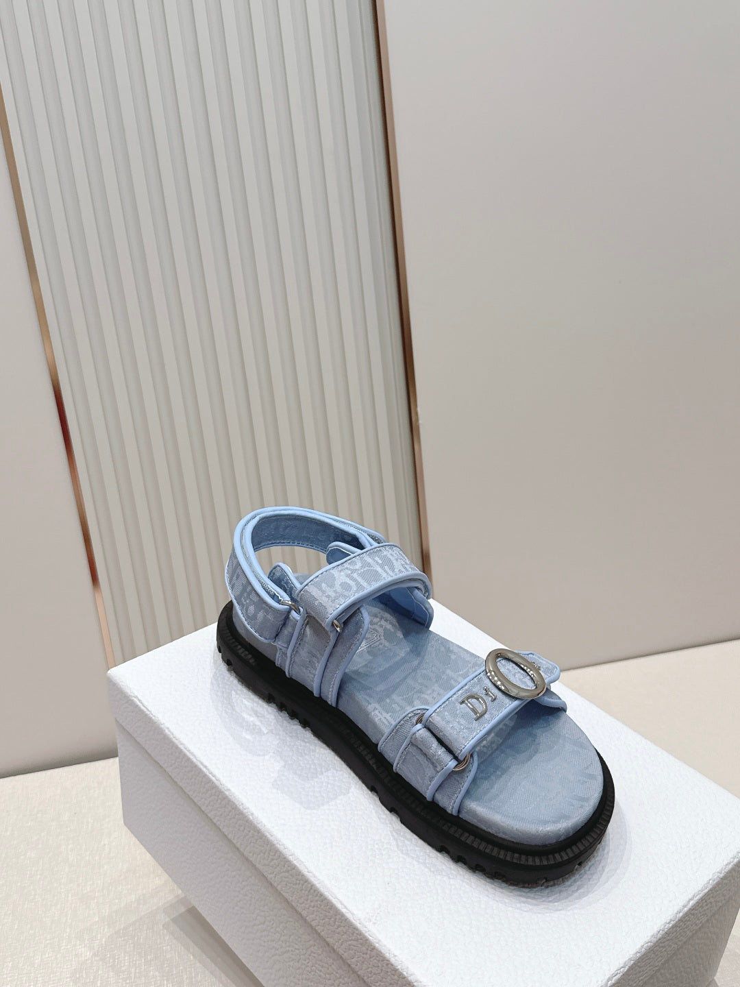 Fashion Sandals & Slippers Daily Footwear  D*or Series、Fashion Sandals & Slippers