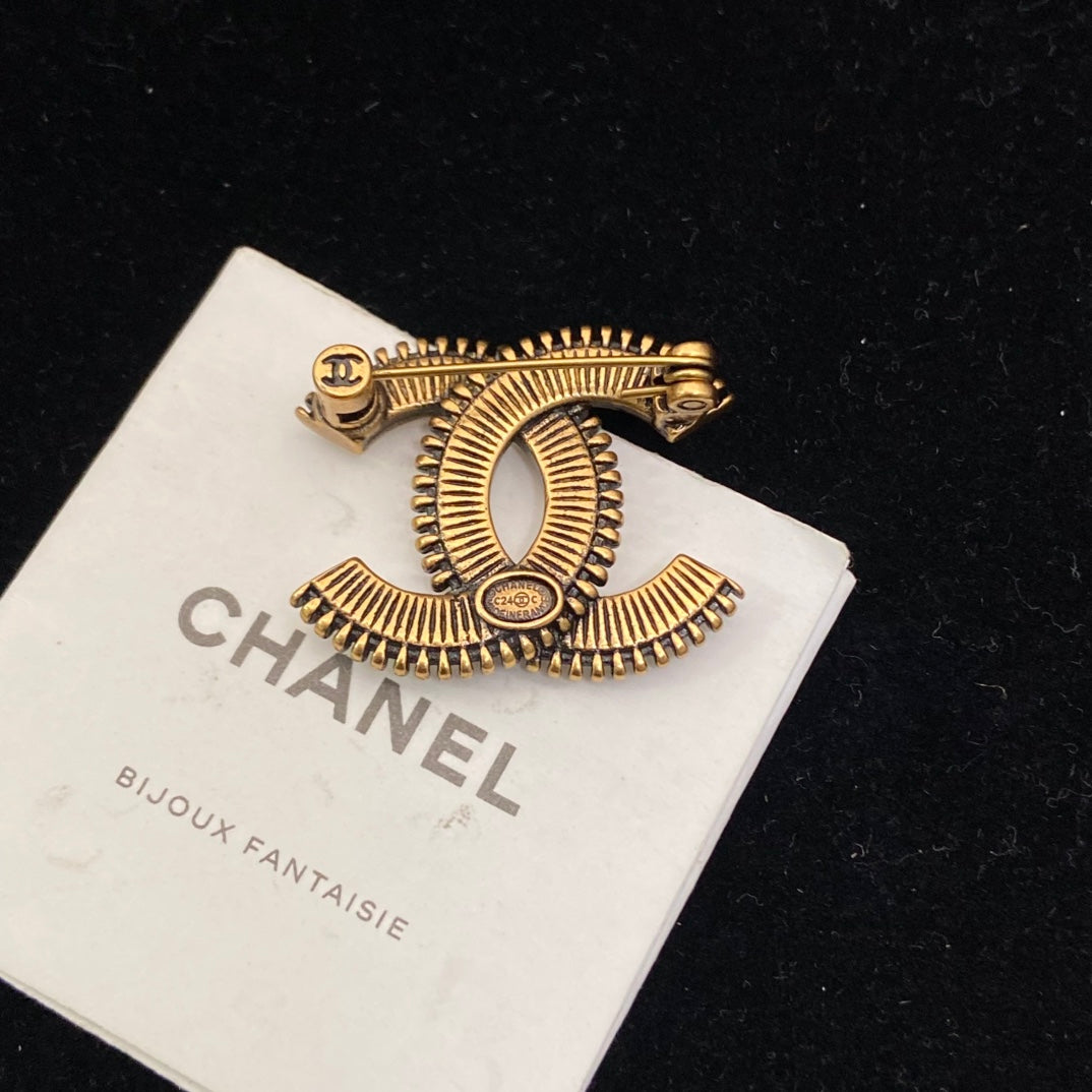 Premium Edition Brooch、Brooches Collection、CH*NEL Series、𝐁𝐫𝐨𝐨𝐜𝐡𝐞𝐬（𝐇）