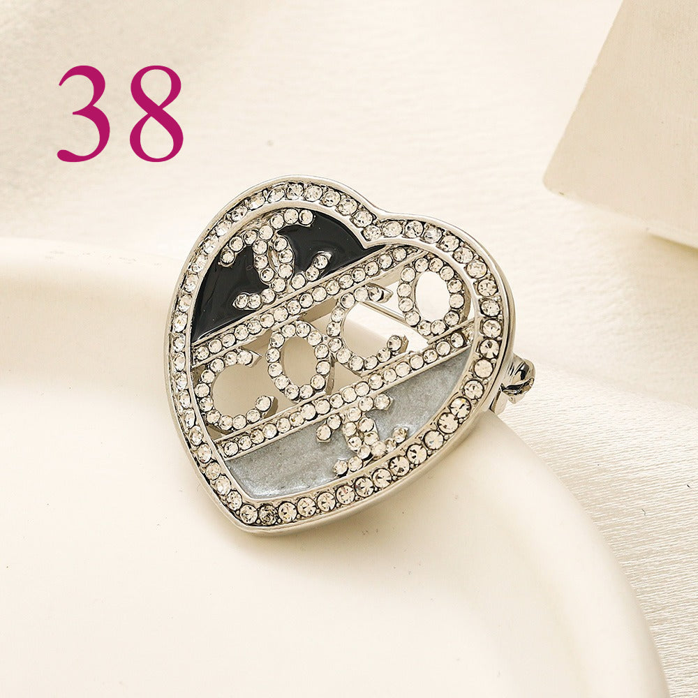 Fashion Brooch Collection,Brooches Collection、CH*NEL Series