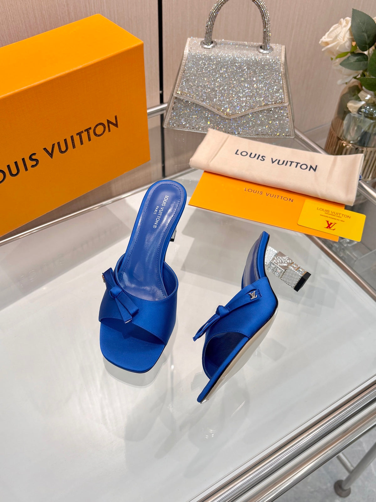 Fashion Sandals & Slippers Daily Footwear  L*V Series、Fashion Sandals & Slippers
