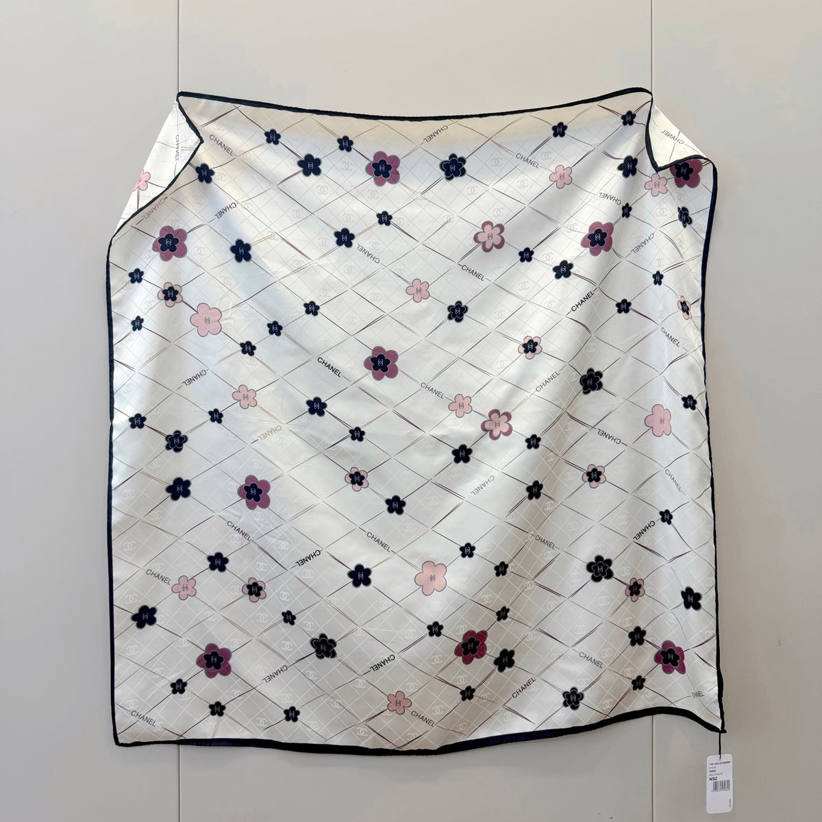 Floral Diamond Lattice Square Scarf - 90 x 90 cm