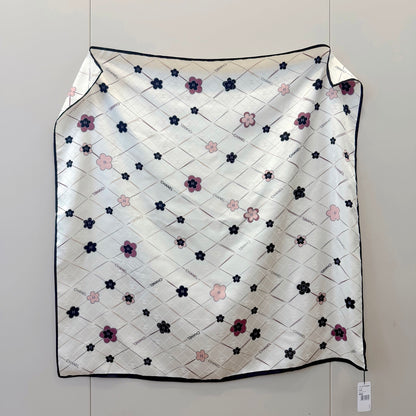 Floral Diamond Lattice Square Scarf - 90 x 90 cm