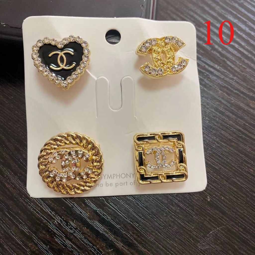 Alloy Stamped Logo Brooch,Brooches Collection、CH*NEL Series
