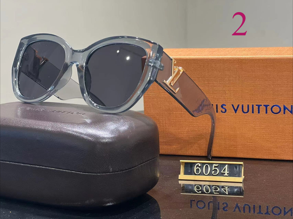 Oversized Butterfly Sunglasses with Rounded Frames