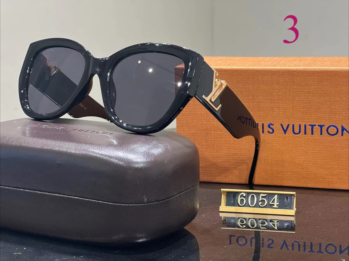 Oversized Butterfly Sunglasses with Rounded Frames