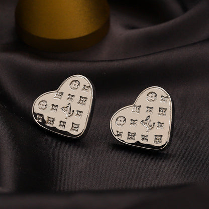 304 Stainless Steel Patterned Heart Stud Earrings