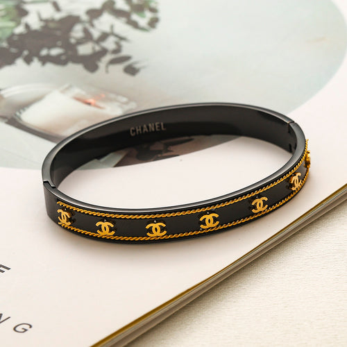 304 Stainless Steel Black Interlocking-C Band Bracelet