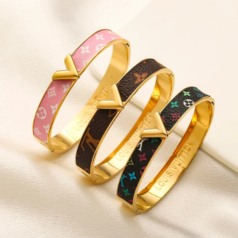 304 Stainless Steel Monogram-Inlay V-Motif Bangle Bracelet