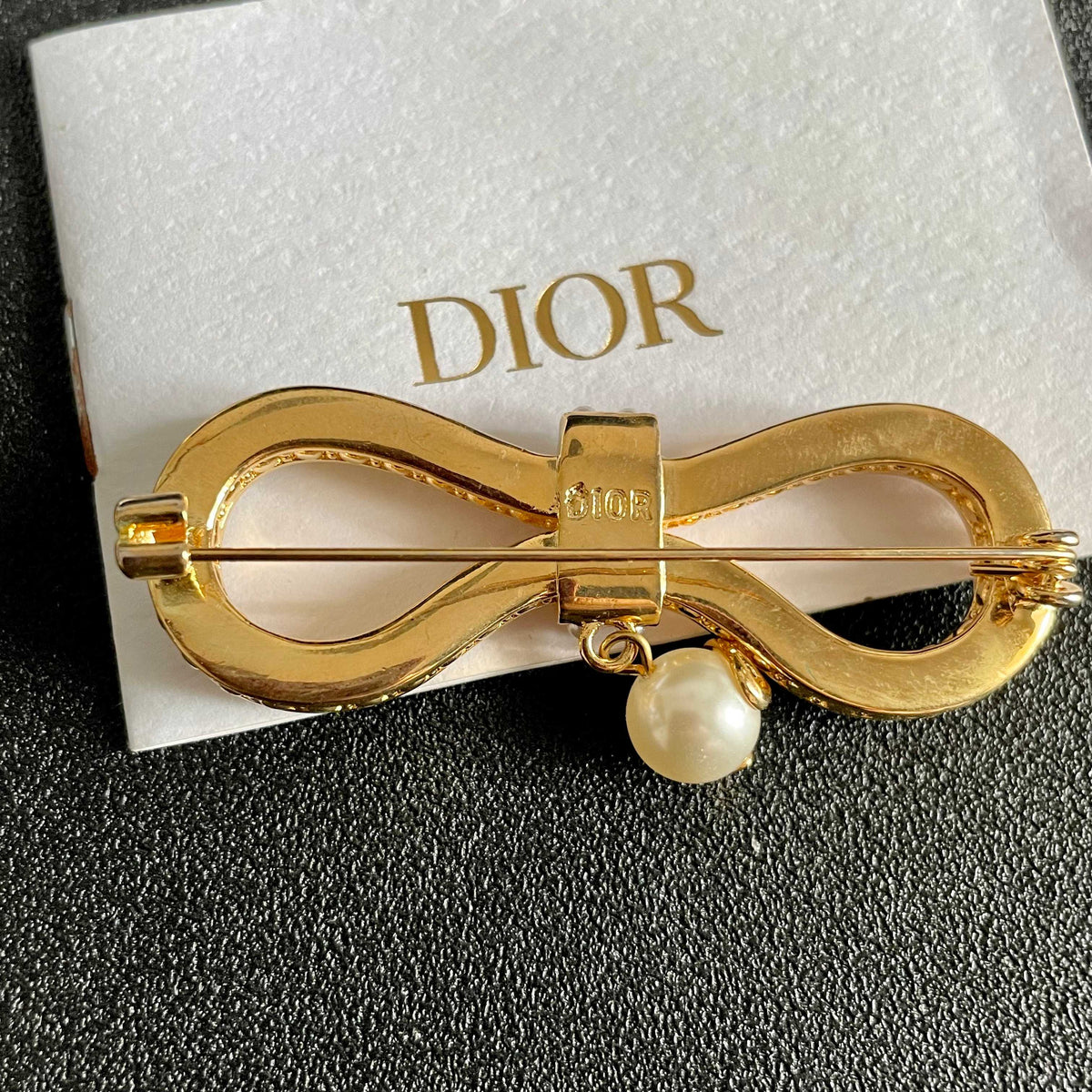 Premium Edition Brooch、Brooches Collection、D*or Series、𝐁𝐫𝐨𝐨𝐜𝐡𝐞𝐬（𝐇）