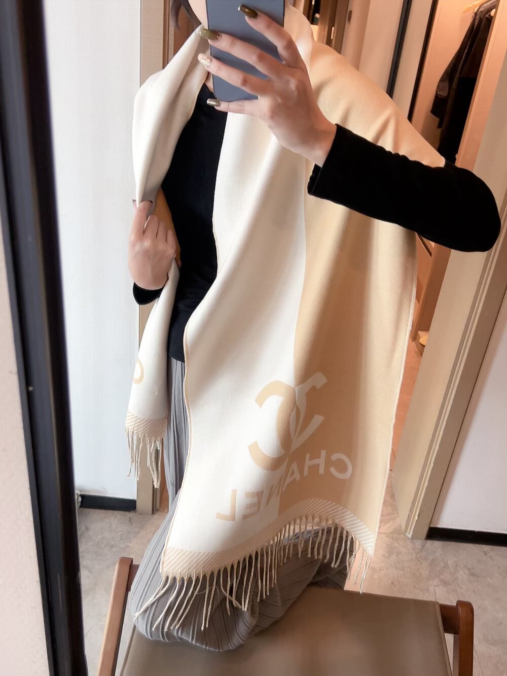 Bold Lettering Colorblock Fringed Scarf