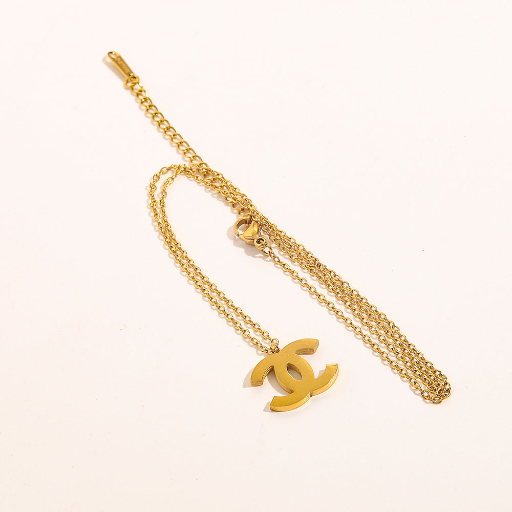 304 Stainless Steel Bold Interlocking-C Pendant Necklace