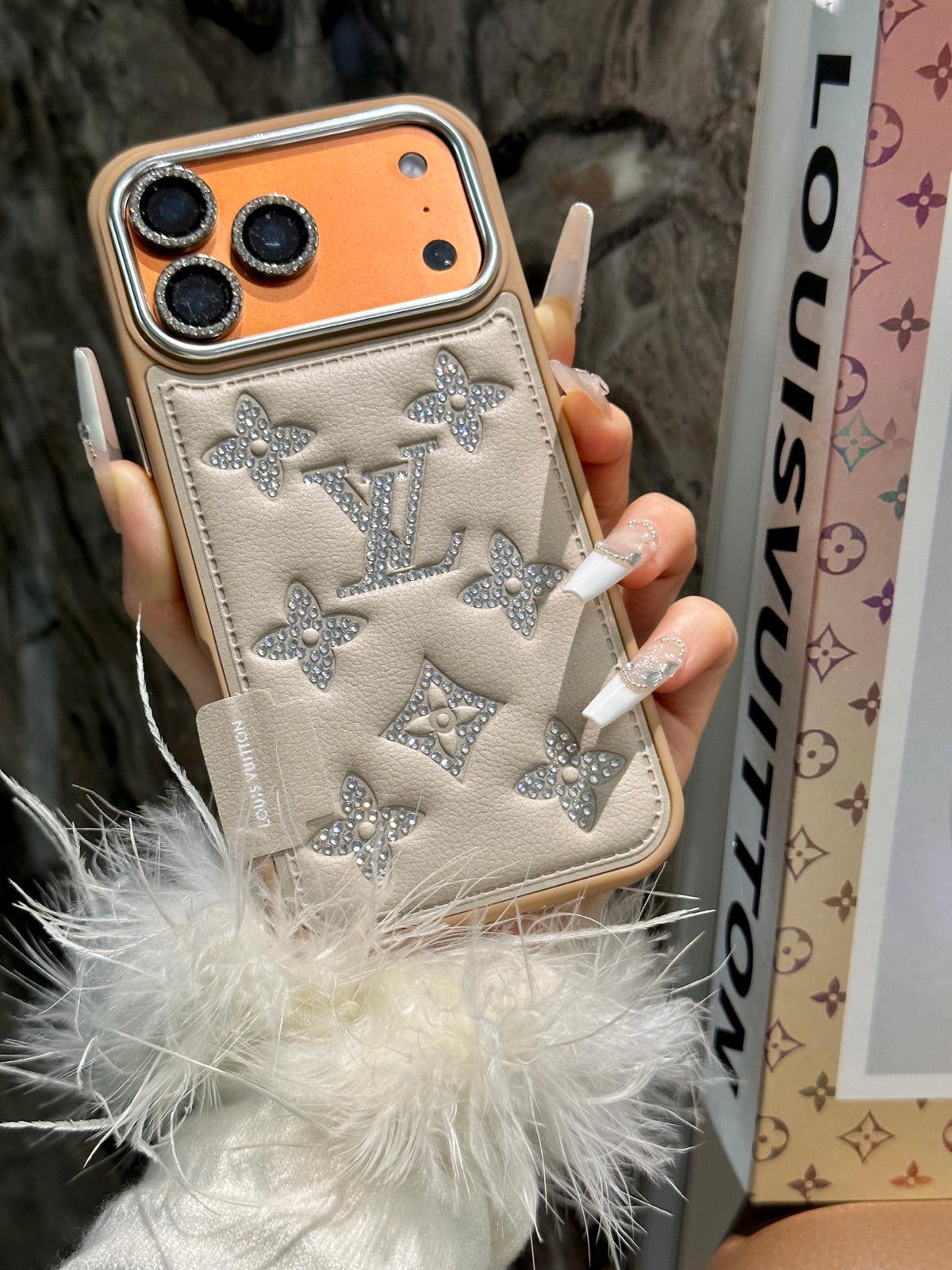Fashion Aesthetic Shock Absorbing Protective Phone Case L*V Series、Fashion Phone Case