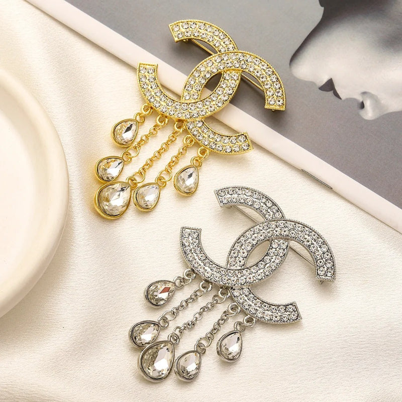 Alloy Stamped Logo Brooch,Brooches Collection、CH*NEL Series
