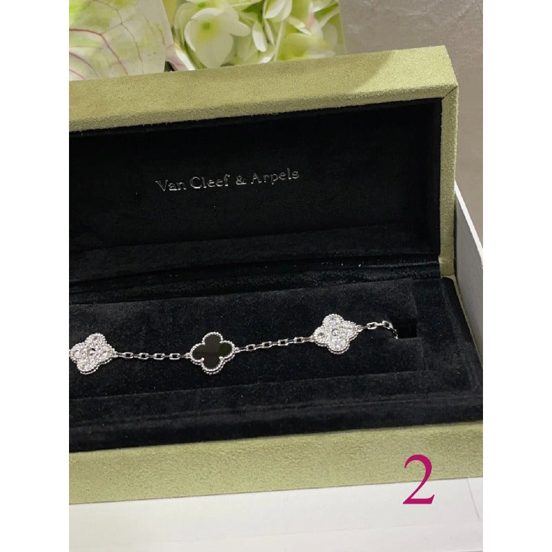Beaded-Edge Quatrefoil Station Bracelet