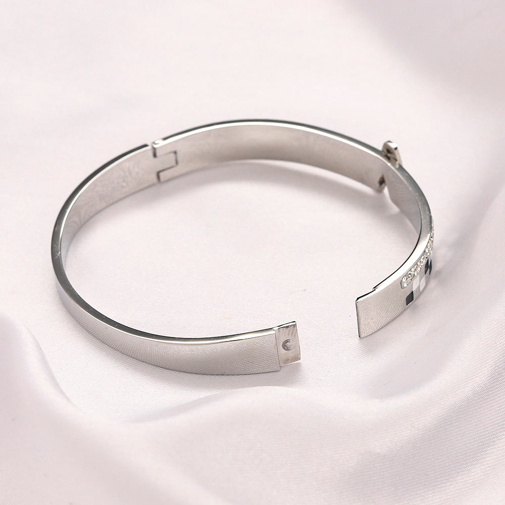 304 Stainless Steel Checkerboard V-Motif Pave Bangle Bracelet