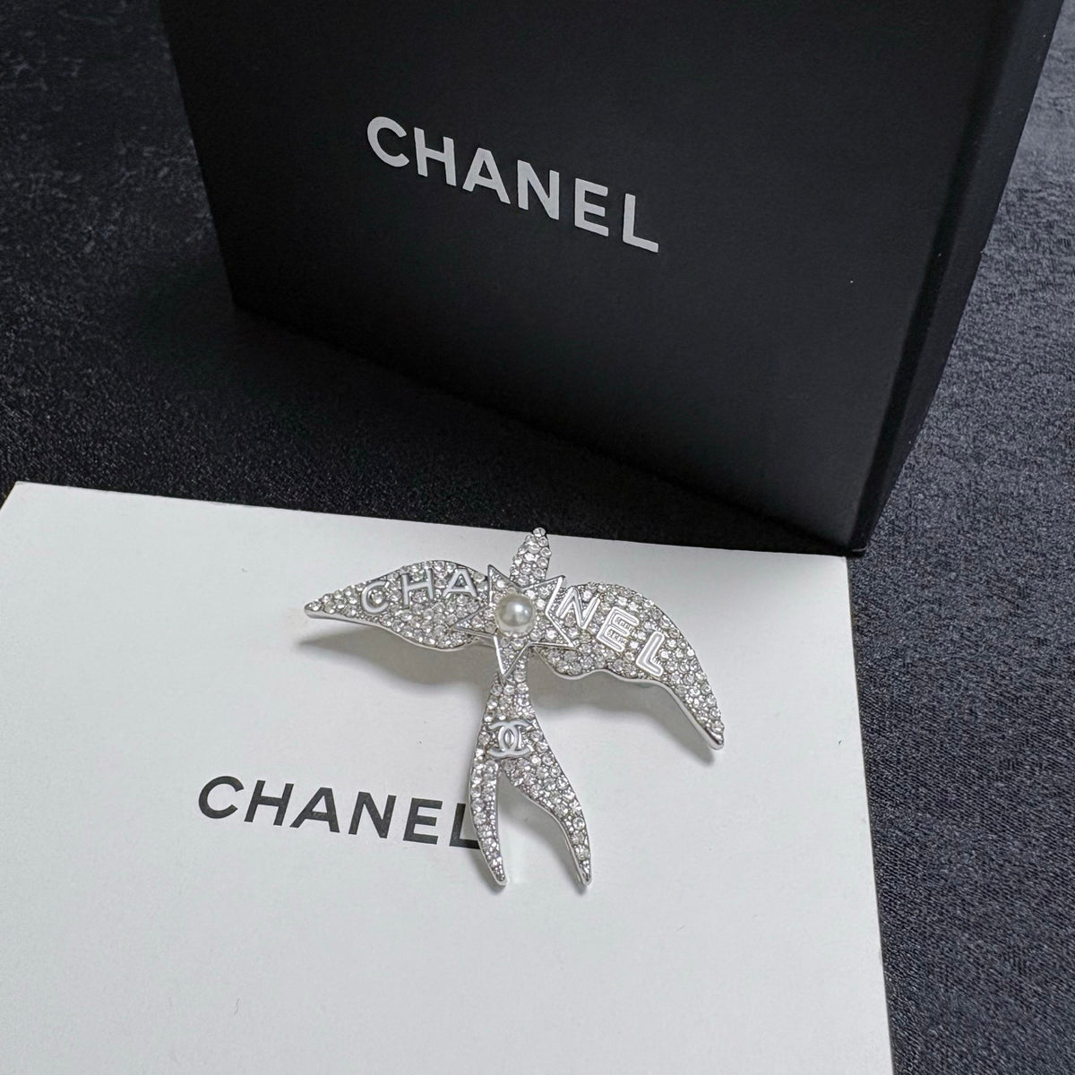 Premium Edition Brooch、Brooches Collection、CH*NEL Series、𝐁𝐫𝐨𝐨𝐜𝐡𝐞𝐬（𝐇）