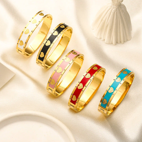304 Stainless Steel Color-Inlay Heart Pattern Bangle Bracelet
