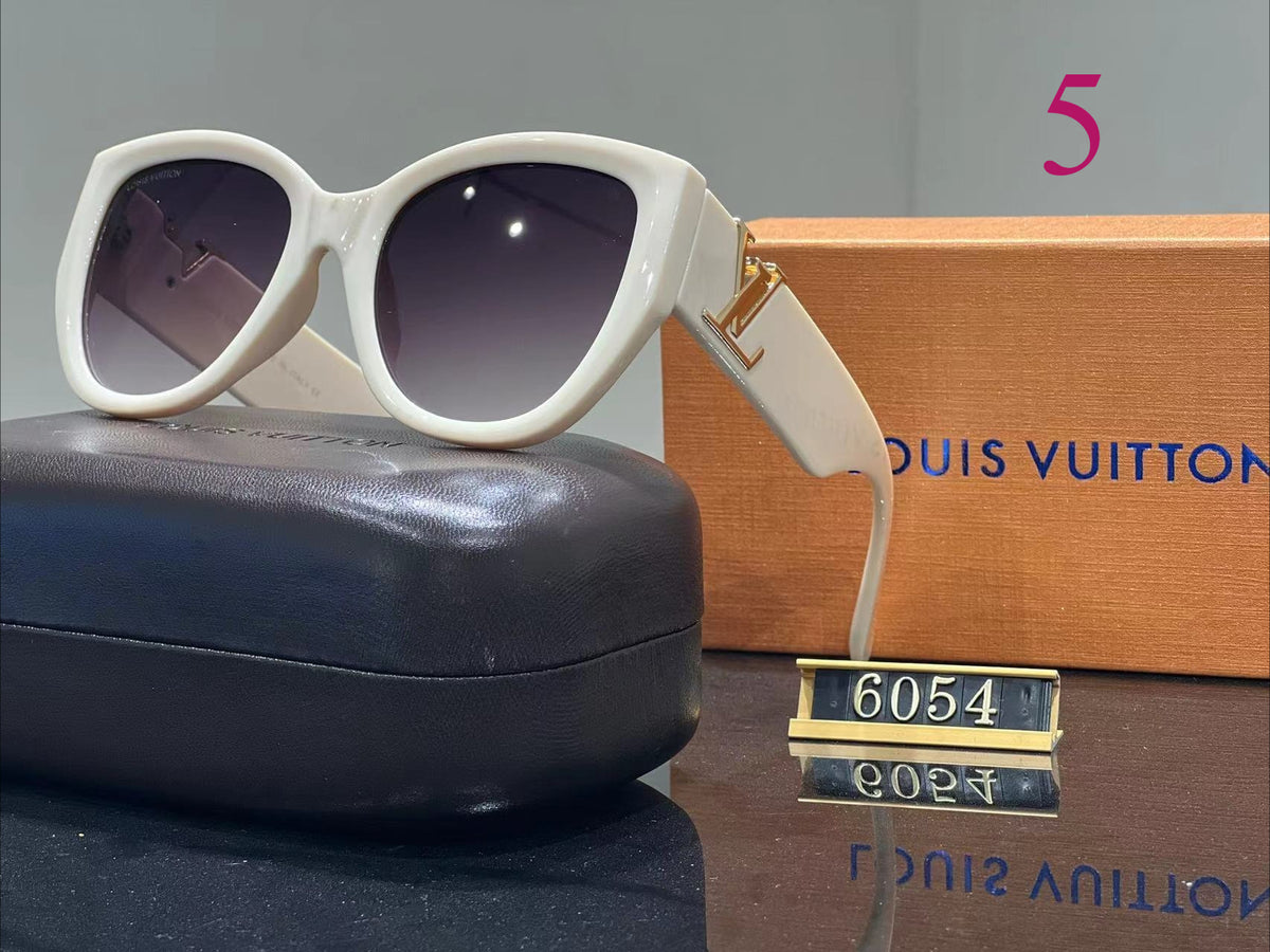 Oversized Butterfly Sunglasses with Rounded Frames