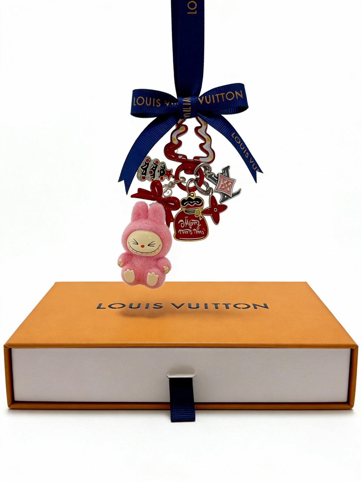 Premium Fashion Keychain Stylish Accessory、L*V Series、𝐊𝐞𝐲𝐜𝐡𝐚𝐢𝐧𝐬 & 𝐊𝐞𝐲 𝐑𝐢𝐧𝐠𝐬（𝐇）