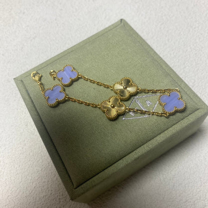 Scalloped Quatrefoil Chain Bracelet