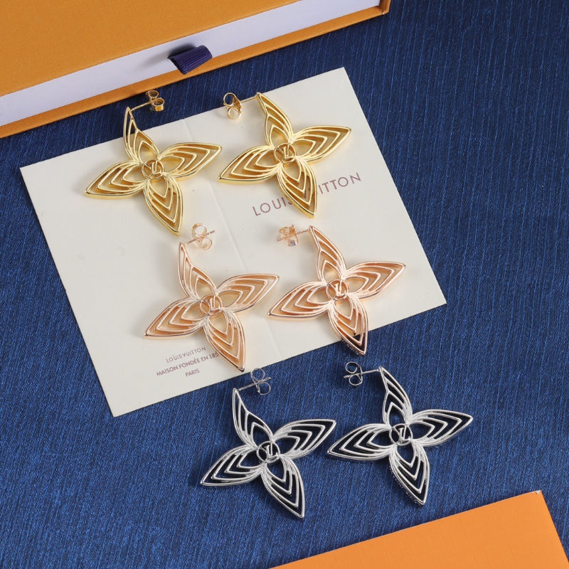Openwork Four-Petal Flower Drop Earrings