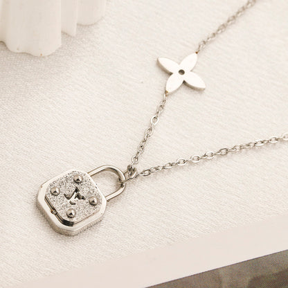 304 Stainless Steel Floral Station & Rounded Pendant Necklace