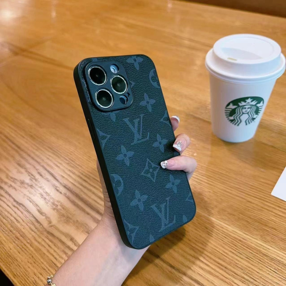 Fashion Aesthetic Shock Absorbing Protective Phone Case L*V Series、Fashion Phone Case