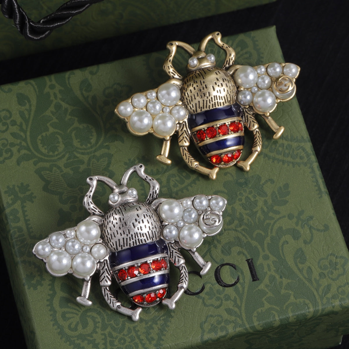 Premium Edition Brooch、Brooches Collection、GU*CI Series、𝐁𝐫𝐨𝐨𝐜𝐡𝐞𝐬（𝐇）
