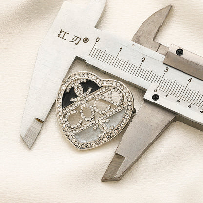 Alloy Stamped Logo Brooch,Brooches Collection、CH*NEL Series