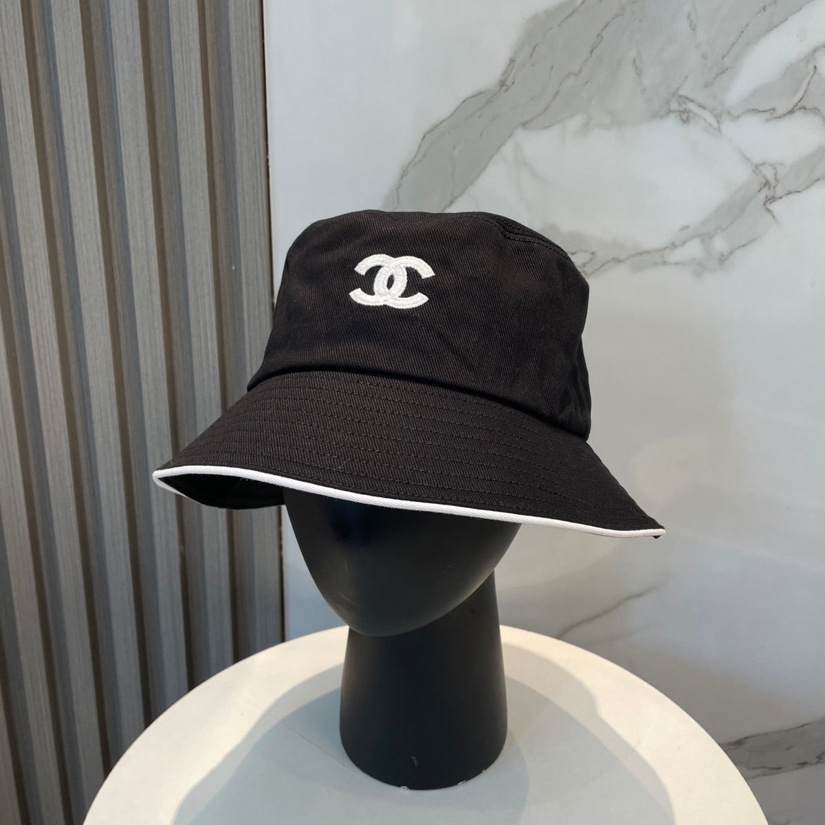 Adjustable Sun Hat for Men Women Outdoor UV Protection CH*NEL Series、Fashion Caps
