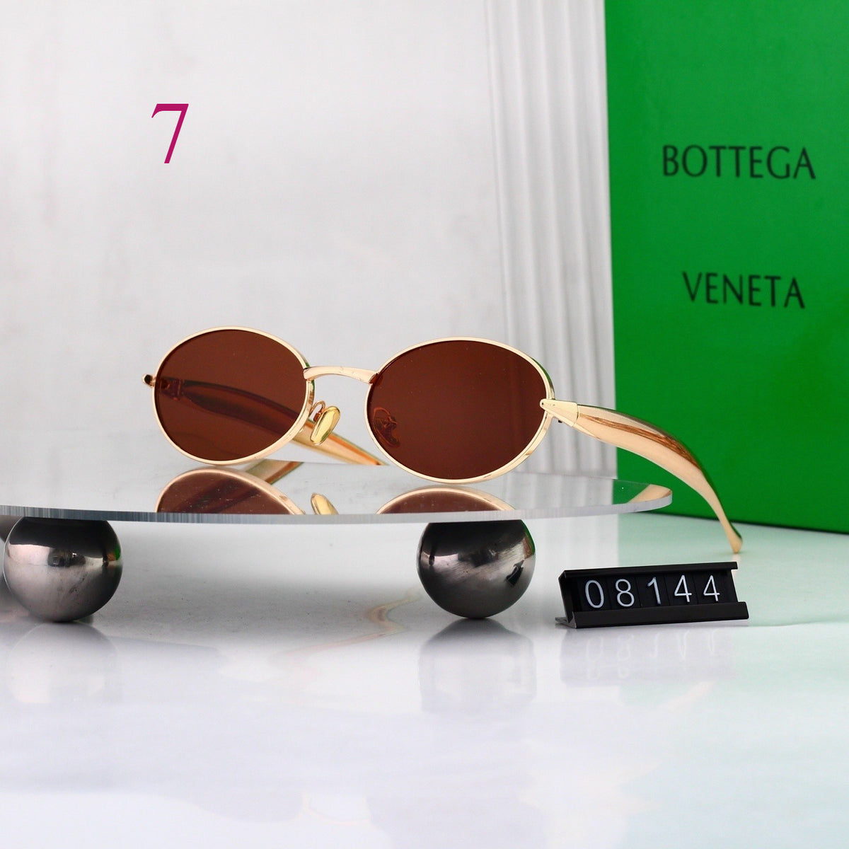 Round Sunglasses with Textured Metal Temples
