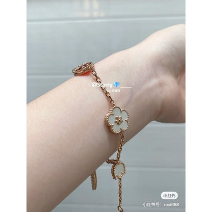 Ladybug & Flower Chain Bracelet