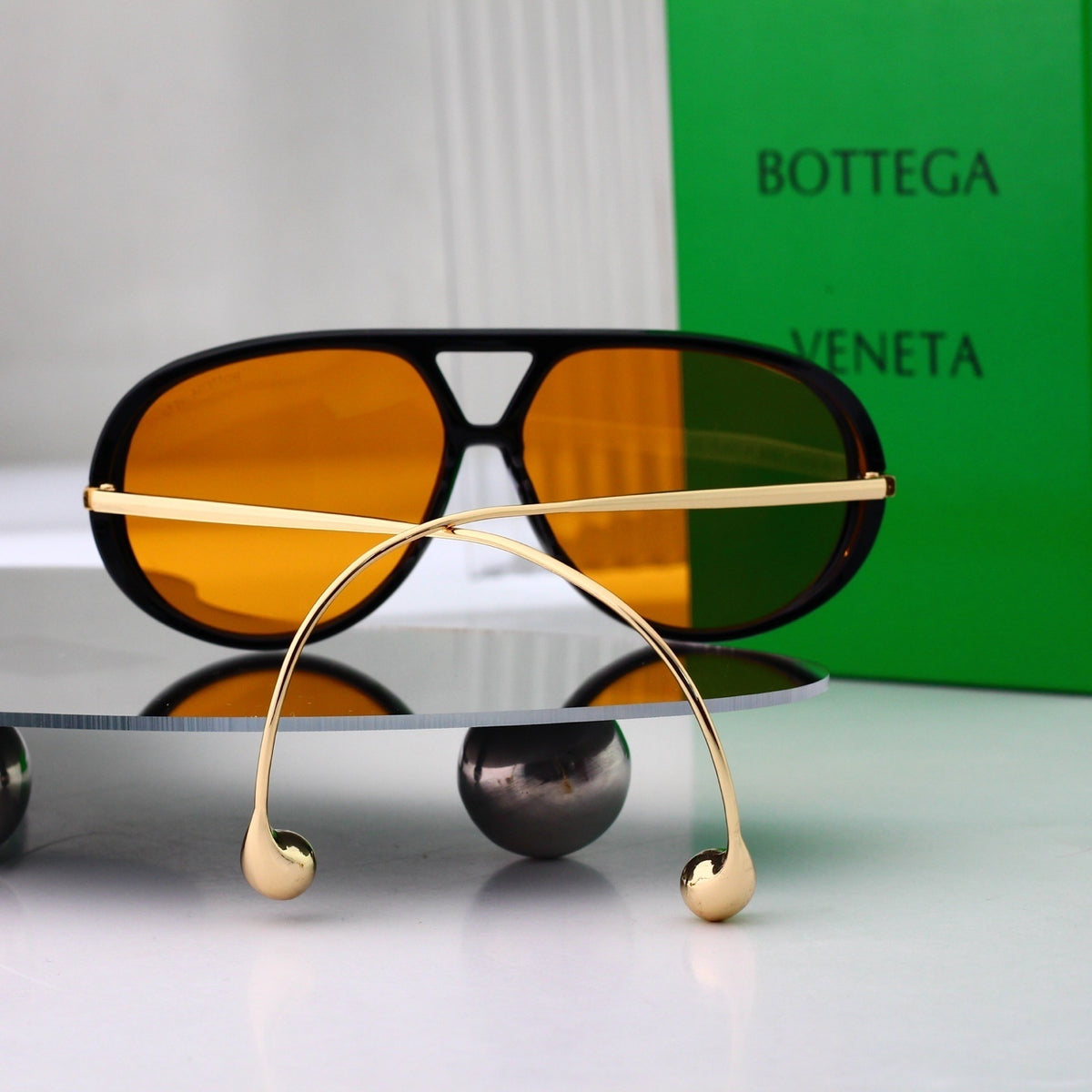 Classic Teardrop Aviator Sunglasses