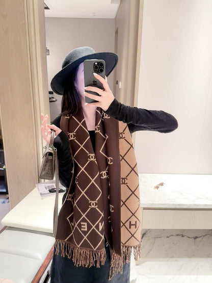 Diamond Lattice Wrap Scarf