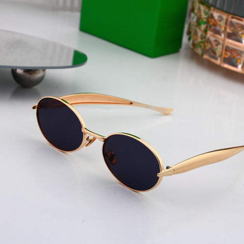 Round Sunglasses with Textured Metal Temples