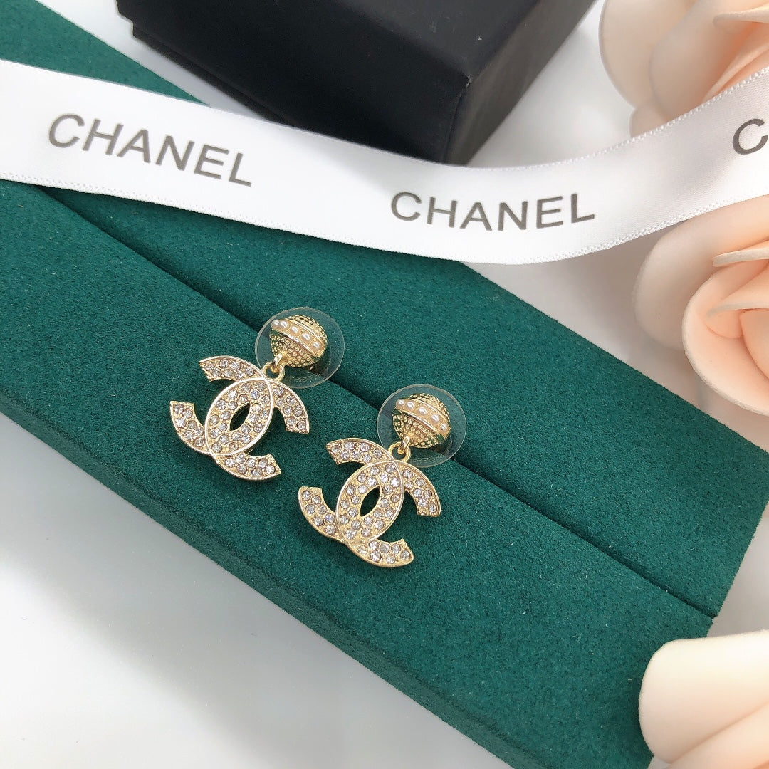 Textured Interlocking-C Round-Top Drop Earrings