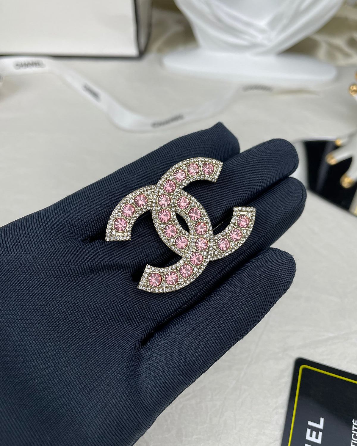 Premium Edition Brooch、Brooches Collection、CH*NEL Series、𝐁𝐫𝐨𝐨𝐜𝐡𝐞𝐬（𝐇）