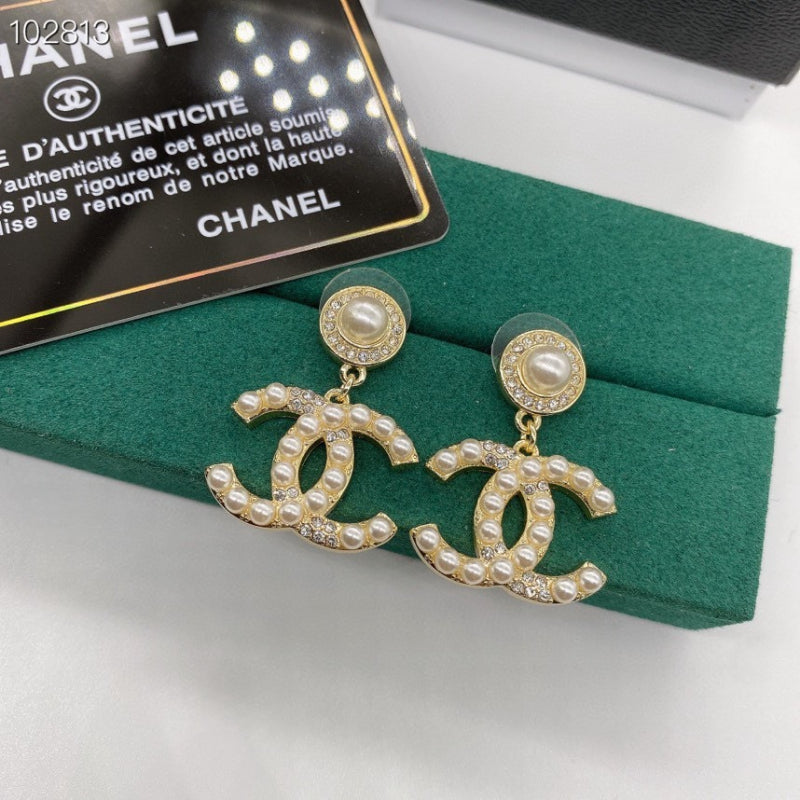 Pearl-Effect & Textured Interlocking-C Drop Earrings