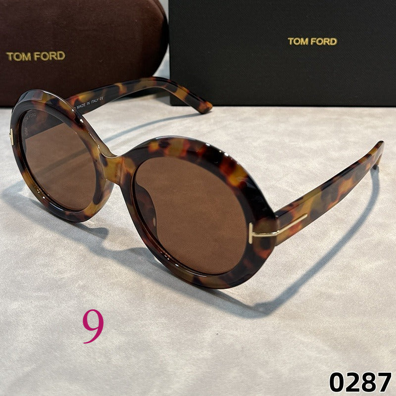 Round Statement Sunglasses with Keyhole Bridge