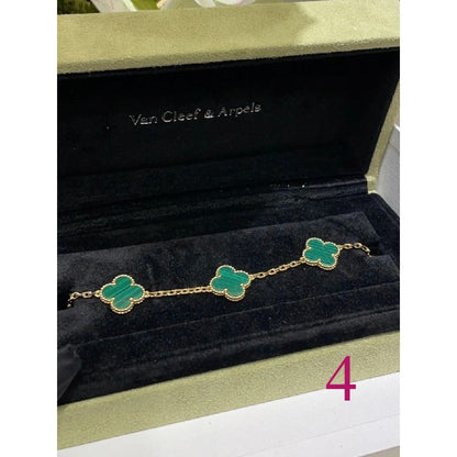 Beaded-Edge Quatrefoil Station Bracelet