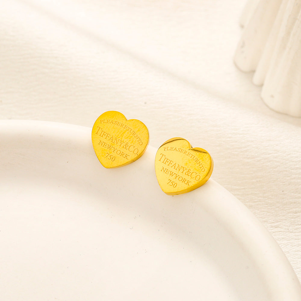 304 Stainless Steel Engraved Heart Stud Earrings