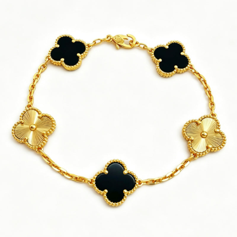 Black & Fluted Quatrefoil Chain Bracelet