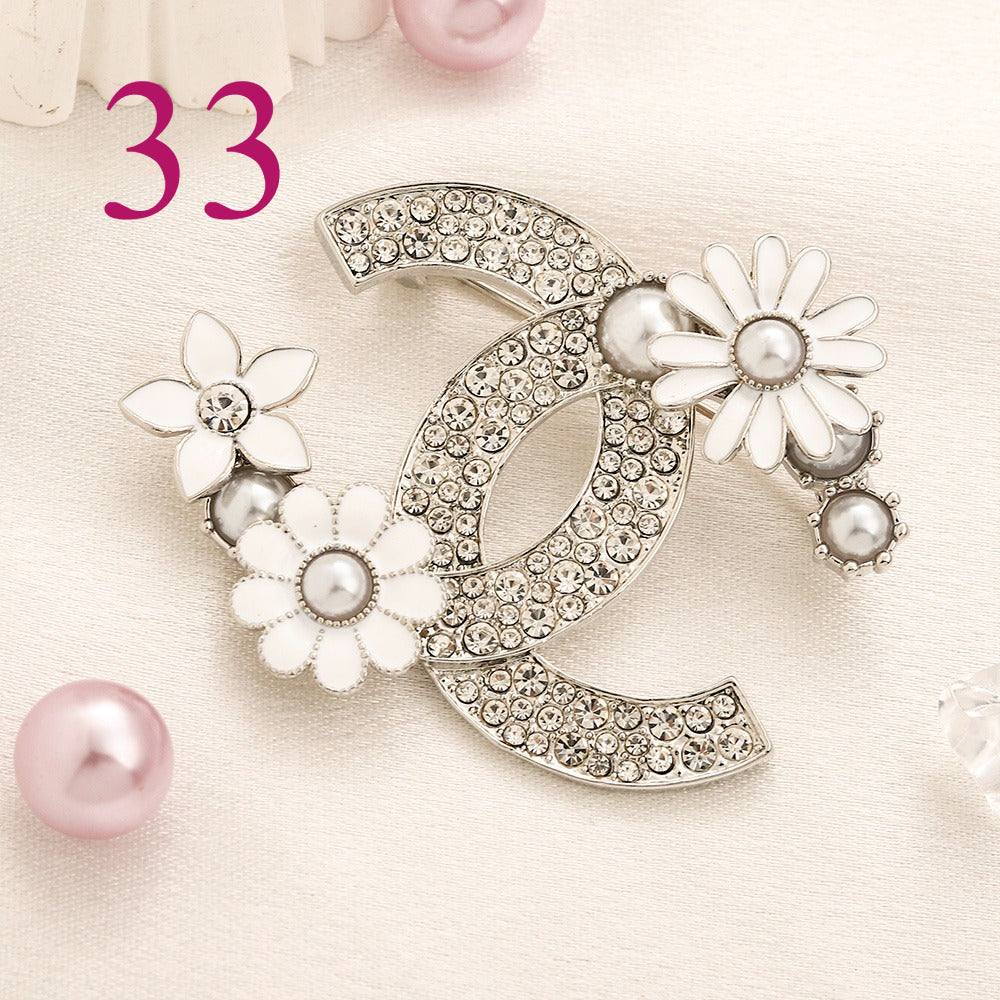Fashion Brooch Collection,Brooches Collection、CH*NEL Series
