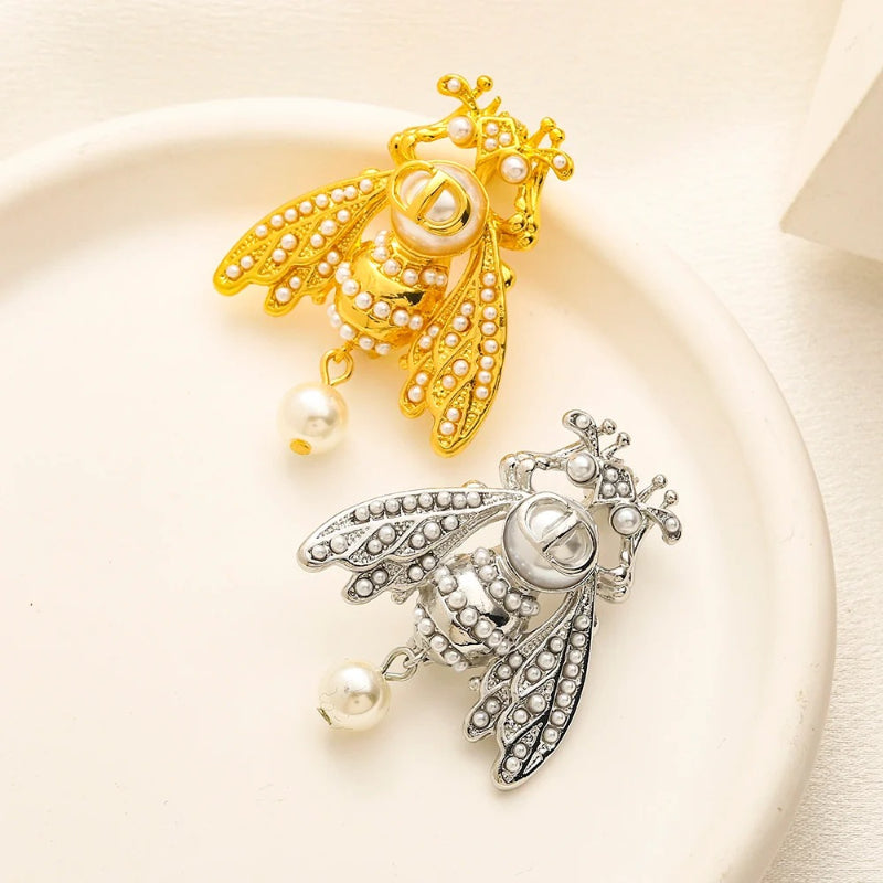 Alloy Stamped Logo Brooch,Brooches Collection、D*or Series