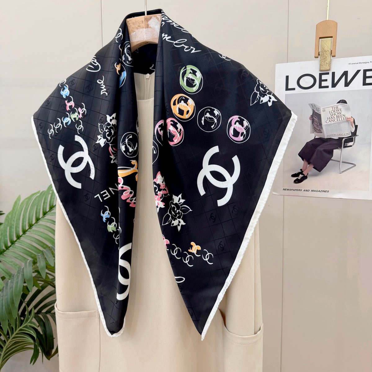 Jewelry Motif Square Scarf - 90 x 90 cm